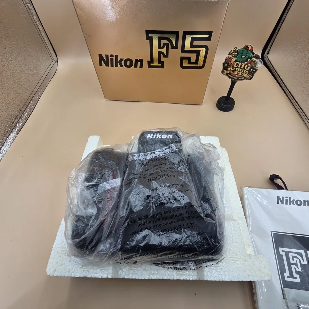 Nikon F5 35mm SLR Film Camera Body Black Auto/Manual Focus Meter New In Box